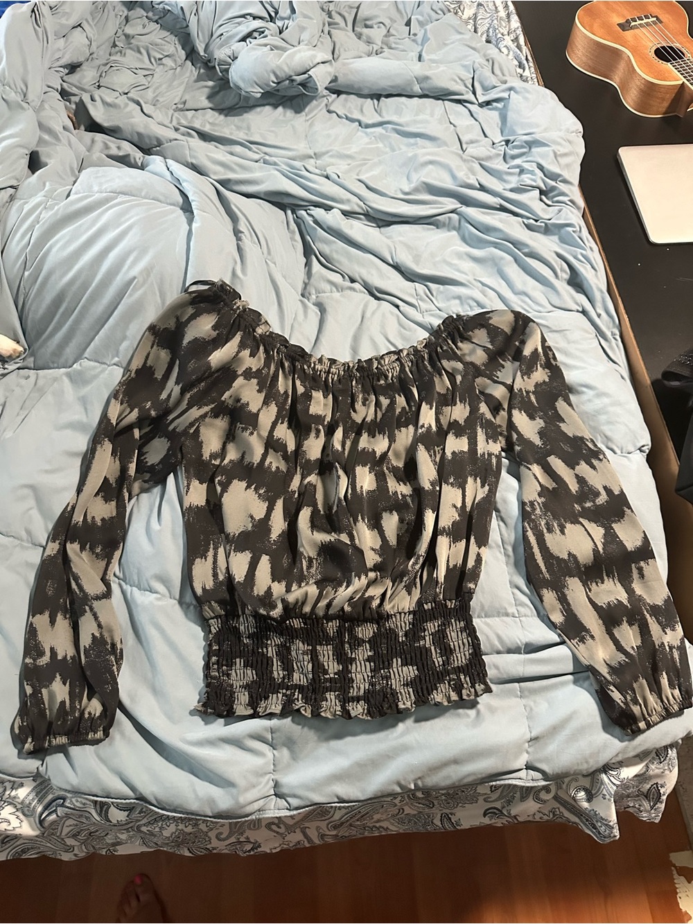 Michael Kors Off The Shoulder Blouse Small